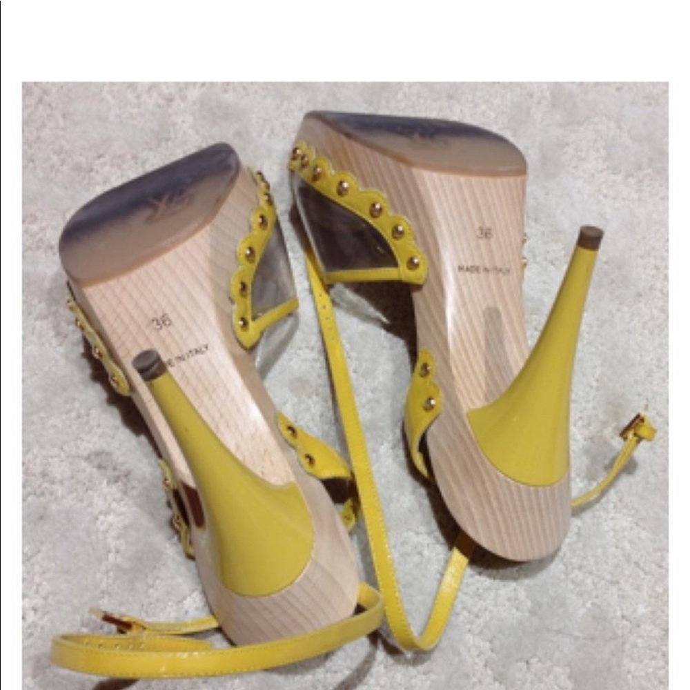 Louis Vuitton mustard platform - Picture 2 of 2